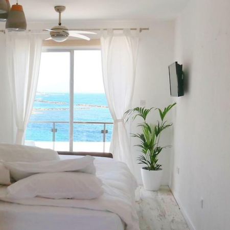 Nomasuites - Sea Studio Paphos Extérieur photo